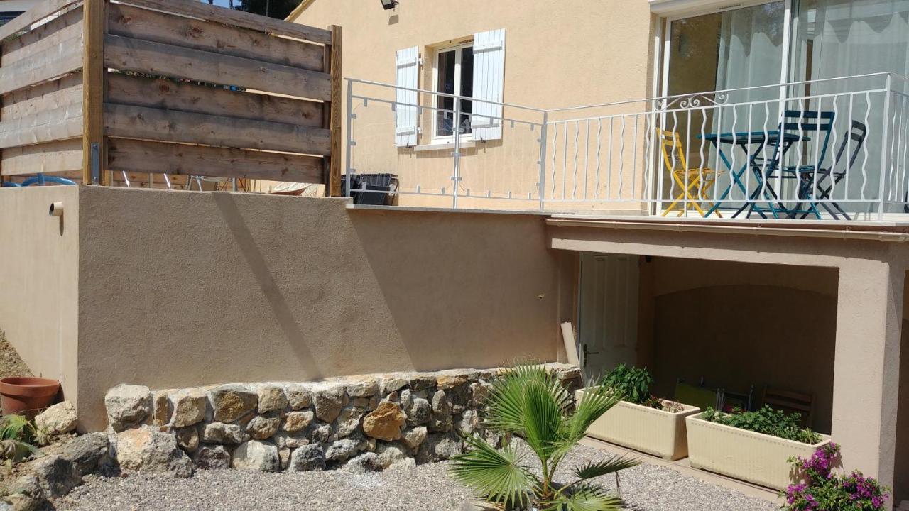 Charmante Maison Climatisee Avec Piscine Draguignan Exteriér fotografie