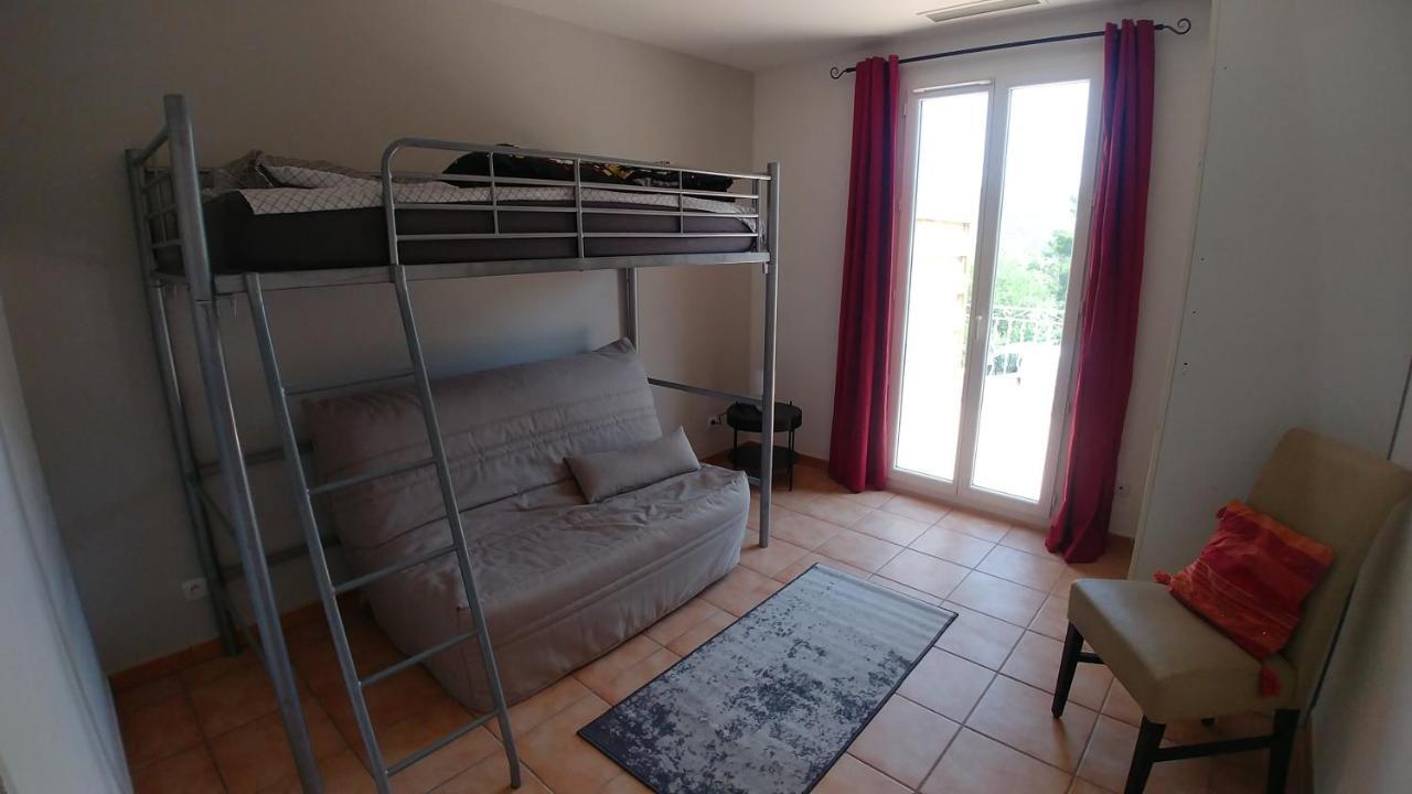 Charmante Maison Climatisee Avec Piscine Draguignan Exteriér fotografie