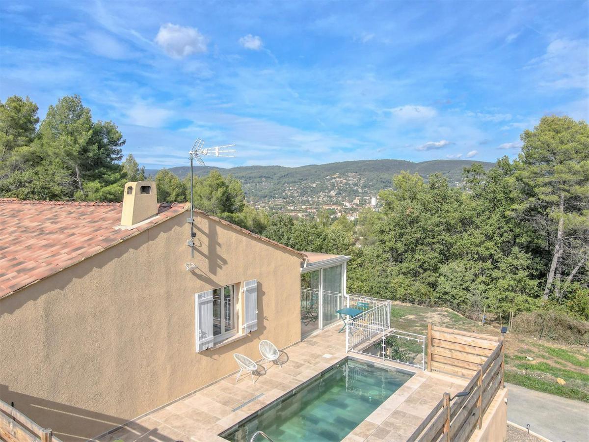 Charmante Maison Climatisee Avec Piscine Draguignan Exteriér fotografie